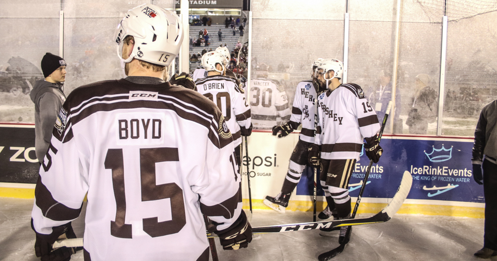 Hershey Bears host Phantoms in Outdoor Classic