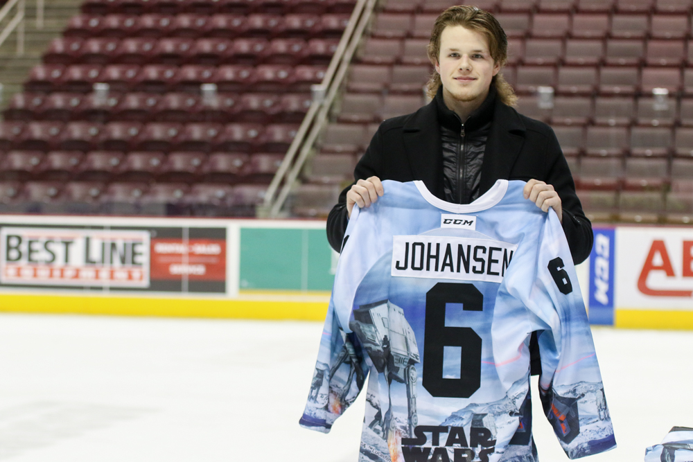 Hershey Bears Lose to Milwaukee Admirals on Star Wars Night + Jersey Auction  (Photos)